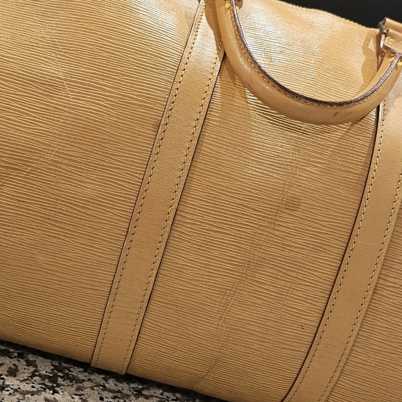 LV Epi Keepall 60 Authentic* - Picture 7 of 14